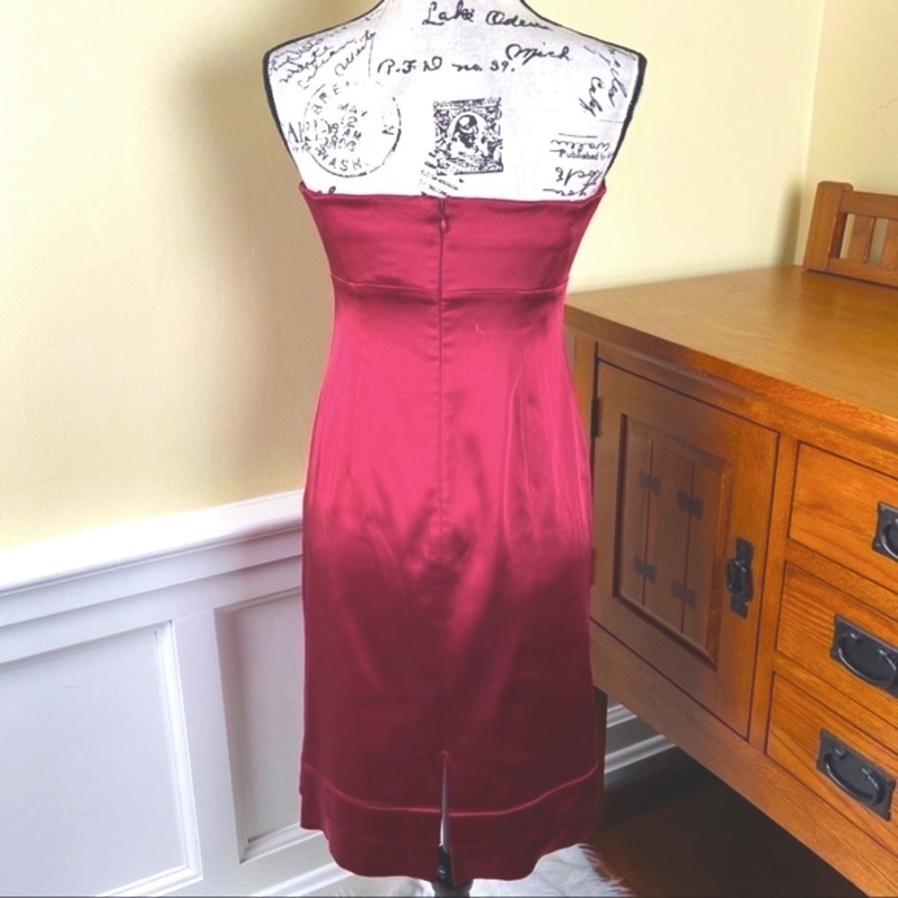 Tahari Arthur S. Levine Pleated Sheath Burgundy Dress - Picture 4 of 7